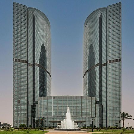 Hilton Brazzaville Les Tours Jumelles Hotel & Residences Екстериор снимка