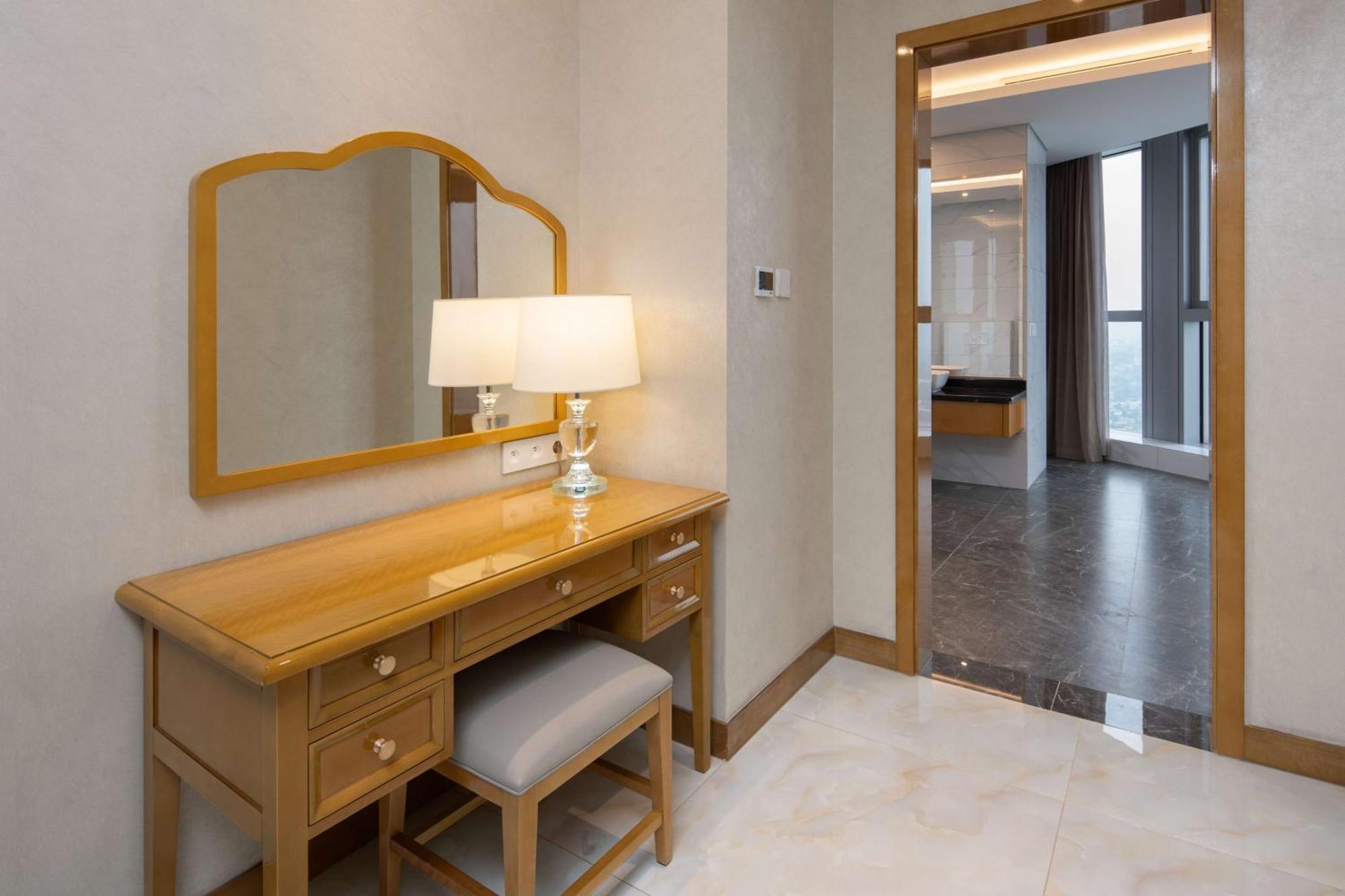 Hilton Brazzaville Les Tours Jumelles Hotel & Residences Екстериор снимка