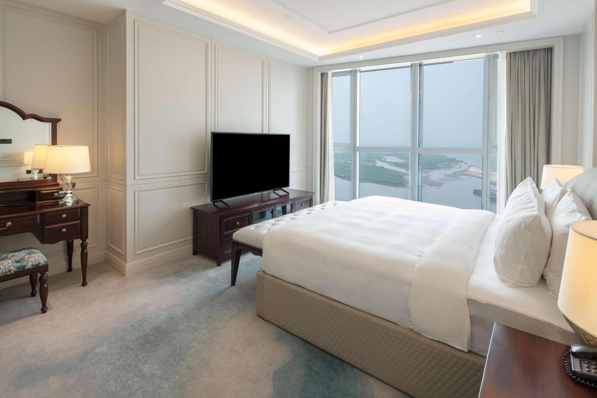 Hilton Brazzaville Les Tours Jumelles Hotel & Residences Екстериор снимка
