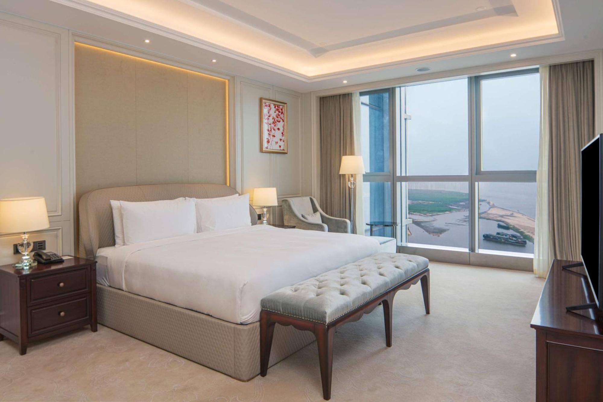 Hilton Brazzaville Les Tours Jumelles Hotel & Residences Екстериор снимка